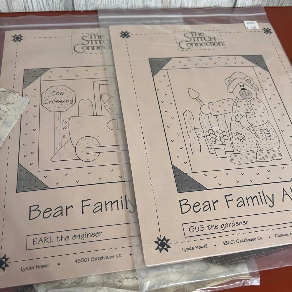 The Stitch Connection Bear‎ Family Album Quilt Patterns Earl Gus Fabric Kits 2pk